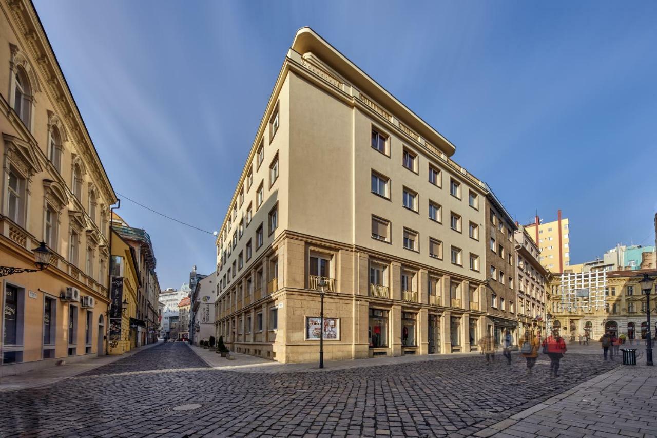 Pikachu'S Gallery - Historical Old Town Братислава Экстерьер фото